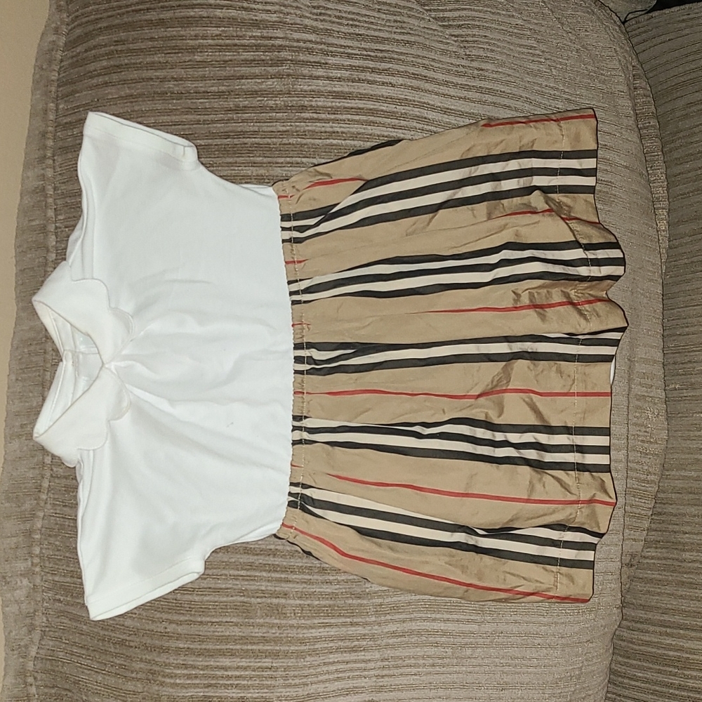 BURBERRY BABY DRESS EXCELLENT CONDITION.. SOLD ON M3C@R1
